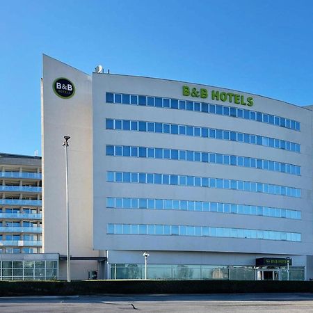 B&B Hotel Cuneo Cristal Bagian luar foto