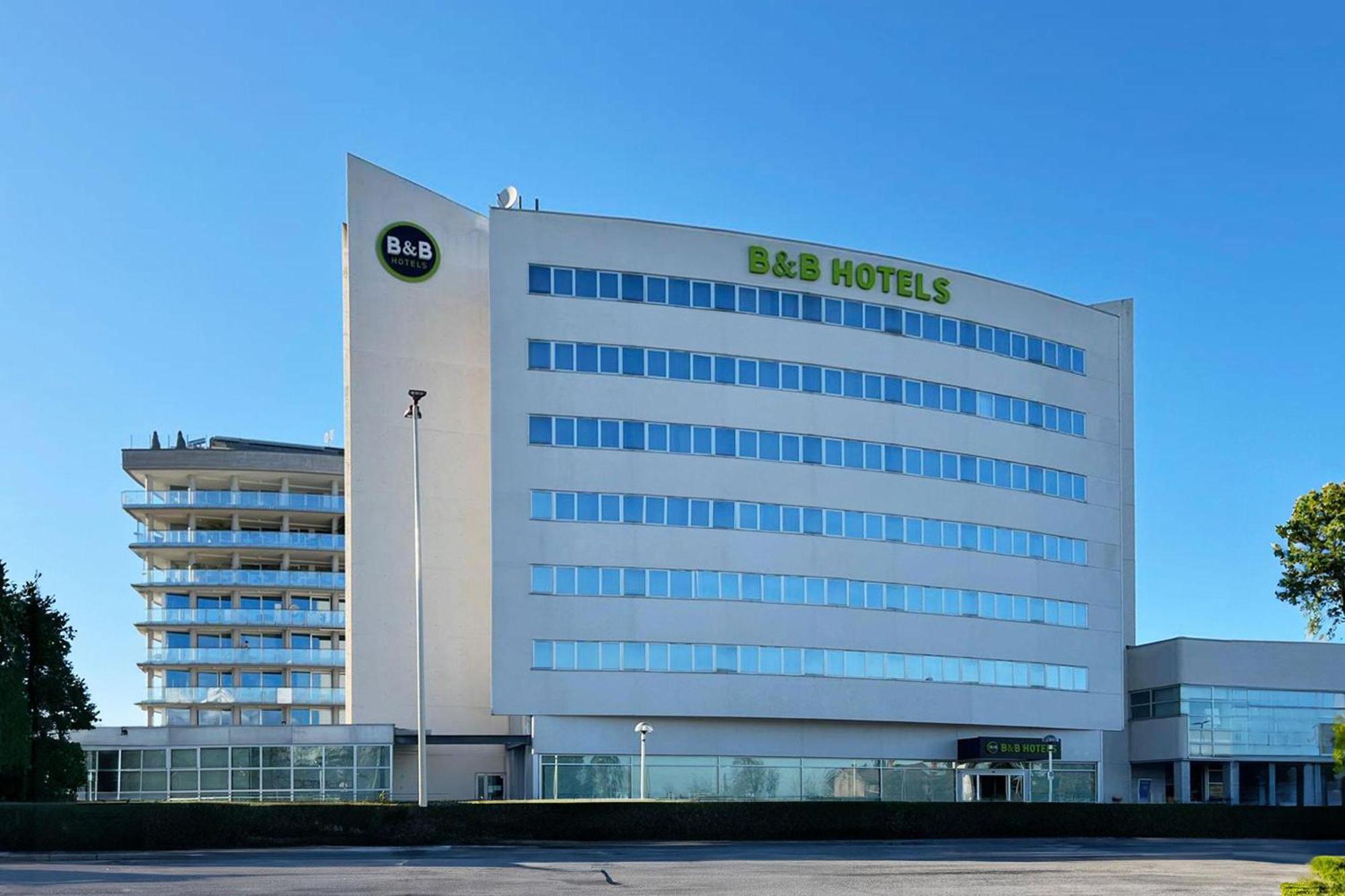 B&B Hotel Cuneo Cristal Bagian luar foto